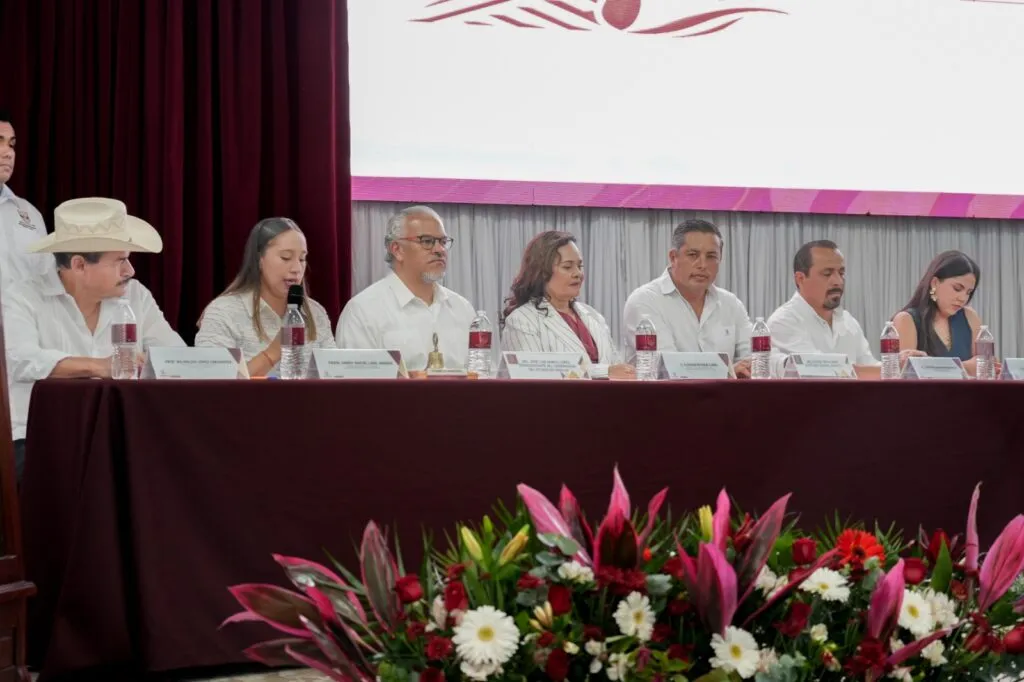 Metztitlán presume 500 mdp y 73 obras en segundo informe