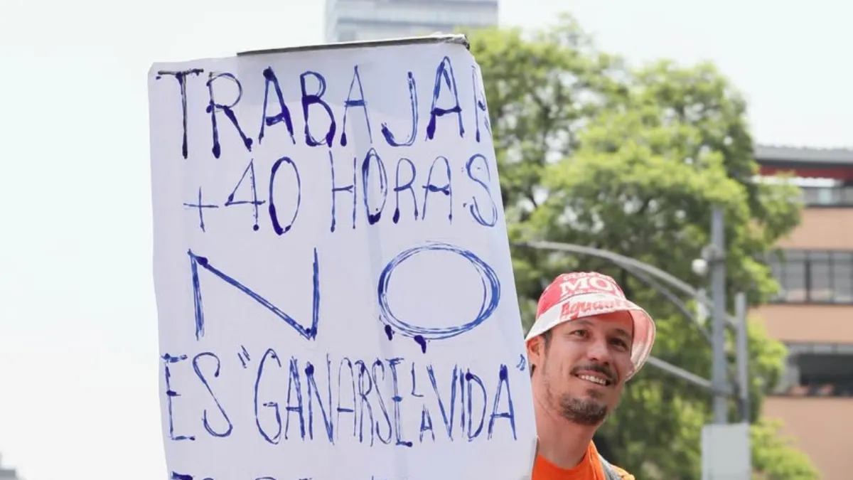 La reducción de la jornada será parte de una reforma laboral consensuada con empleadores, empleadoras, sindicatos y trabajadores.