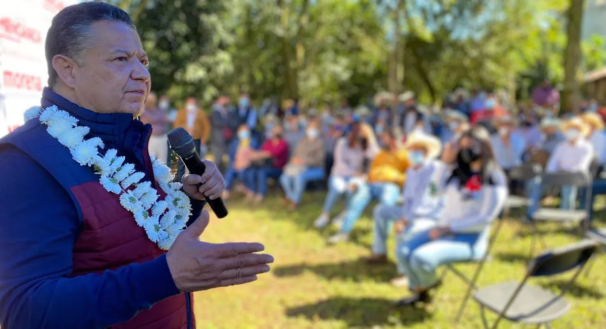 Reciben a Julio Menchaca en Tepehuacán de Guerrero