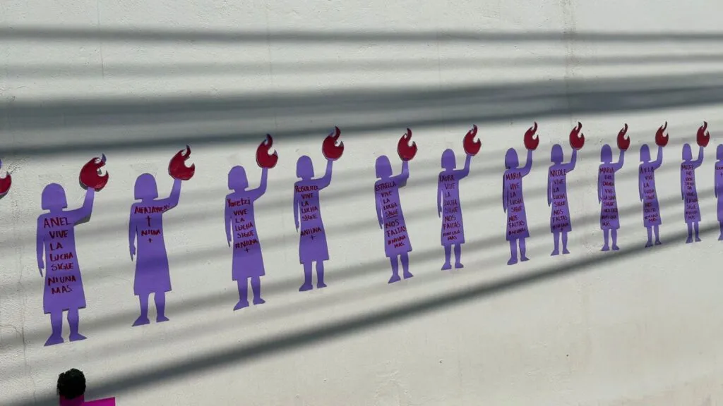 “¡Ni una más!”: colectivas en Hidalgo alzan la voz contra la violencia vicaria