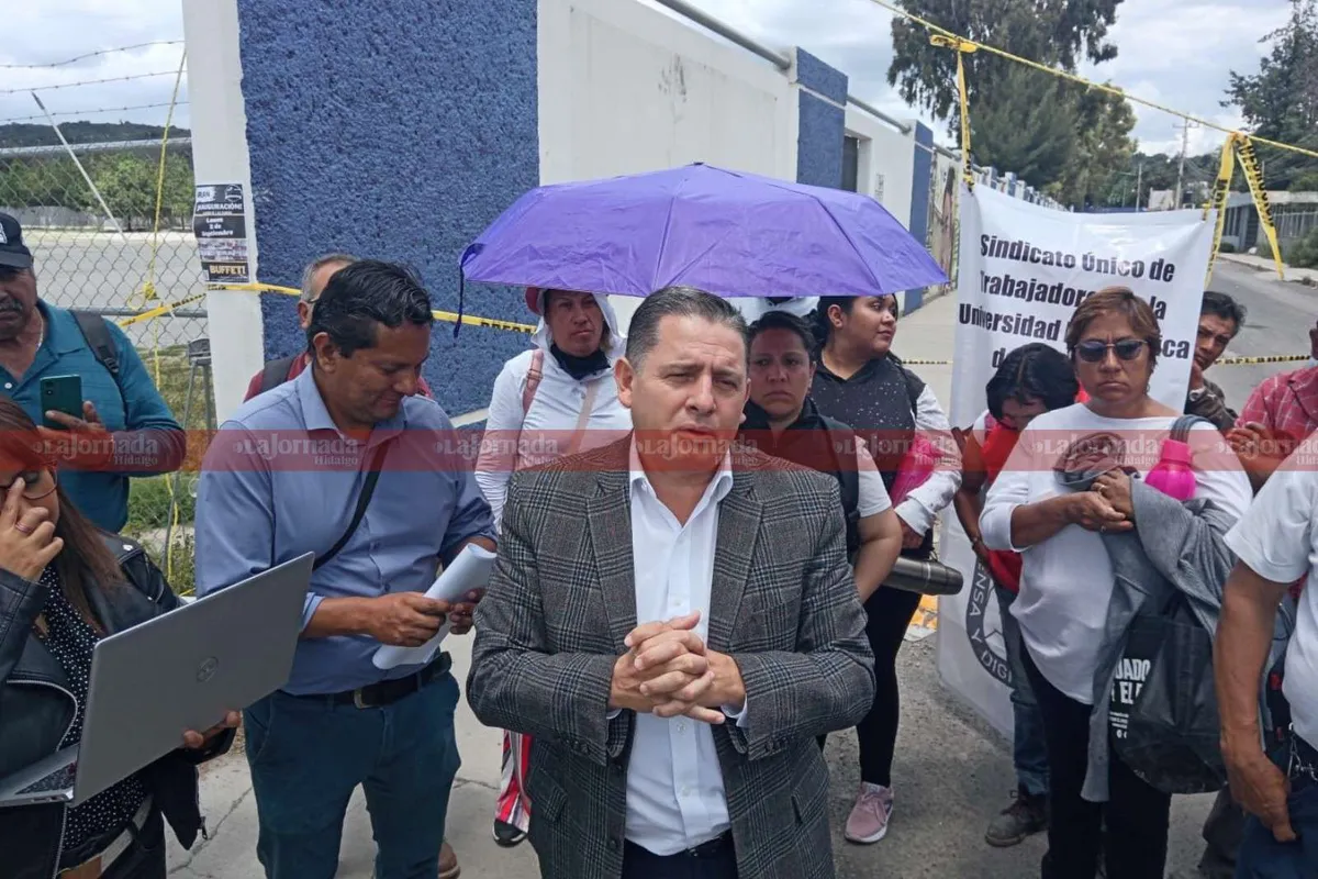 Exigen administrativos de UPP incremento del 4% con paro laboral