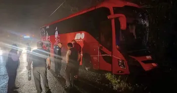 Autobús ADO sale de la carretera México-Tampico y deja 7 lesionados | LISTA