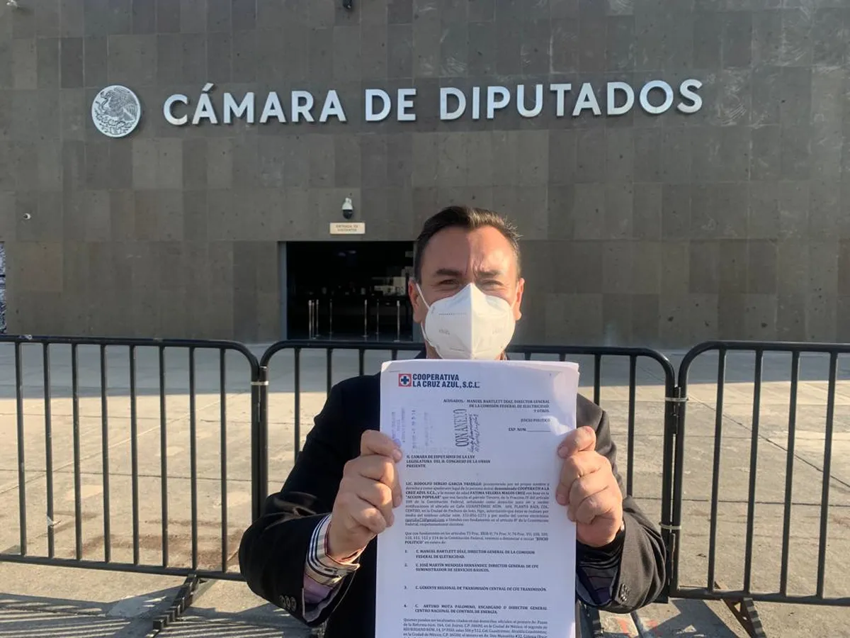 Cementera Cruz Azul: Niña y grupo inician petición para juicio contra Manuel Bartlett