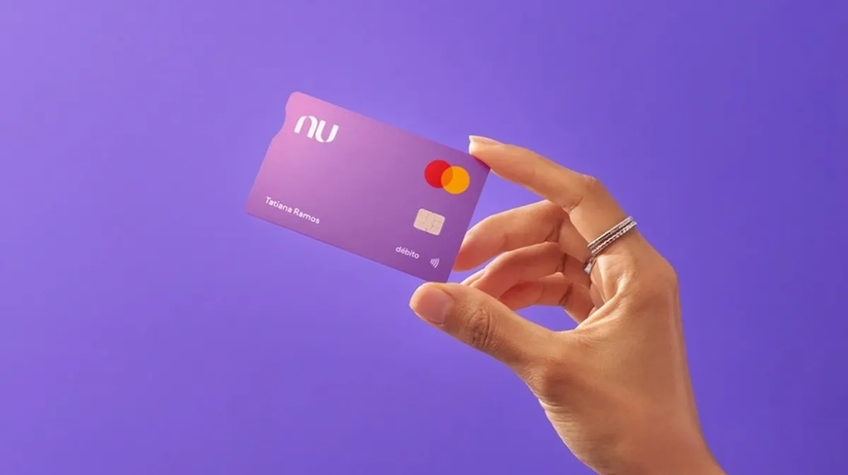 Nu llega a Oxxo, clientes podrán retirar y depositar