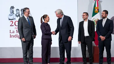 Presidenta Claudia Sheinbaum anuncia inversión tecnológica de CloudHQ en México.