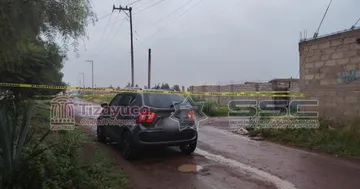 Hallan cadáver dentro de vehículo en Tizayuca