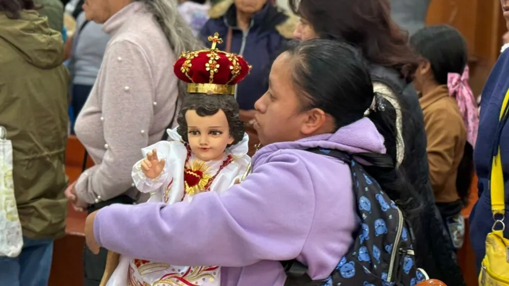 Vestimenta del Niño Dios reabre debate religioso en el Día de la Candelaria