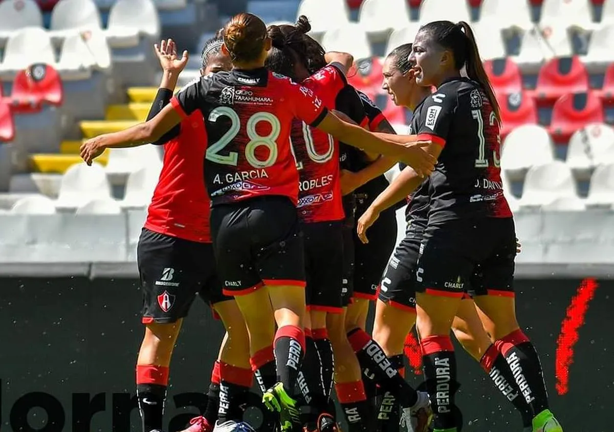 Pachuca Femenil cae 2-1 ante Atlas y se queda sin Liguilla