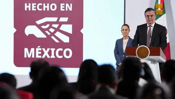 El secretario de Economía dijo que iniciará consultas con representantes de la industria mexicana afectados por la medida de Donald Trump.