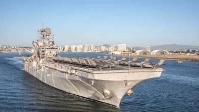 EU ordena despliegue de 2 mil 500 infantes de Marina y un buque de asalto anfibio en Medio Oriente