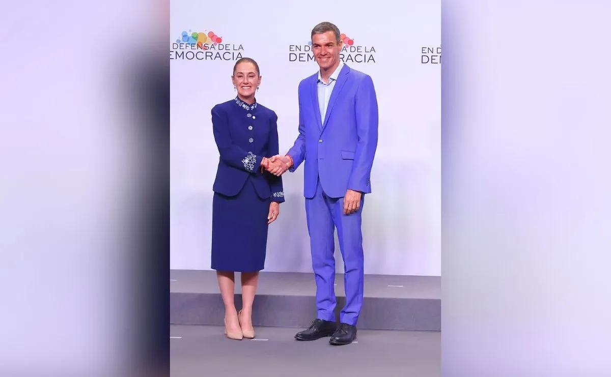 Sheinbaum se reúne con Pedro Sánchez para abordar energías renovables y lo invita a México