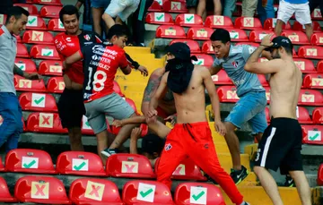 Inhabilitan a directiva del Querétaro por trifulca en estadio La Corregidora