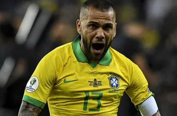 Dani Alves continuará en prisión; niegan libertad condicional