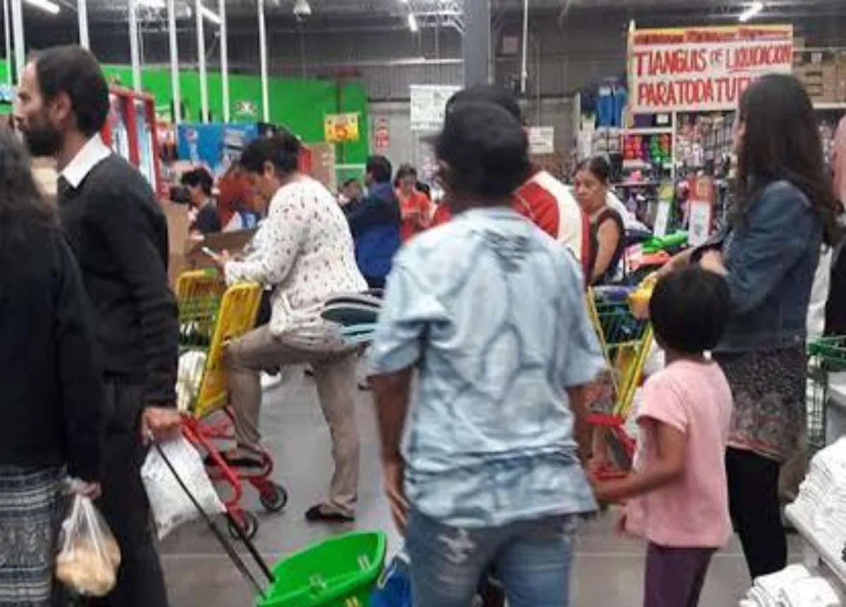 Detienen a mujer por robo en Aurrerá de Tizayuca