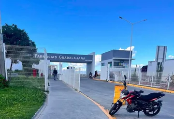 Denuncian irregularidades en Cedis Farmacias Guadalajara Villa de Tezontepec