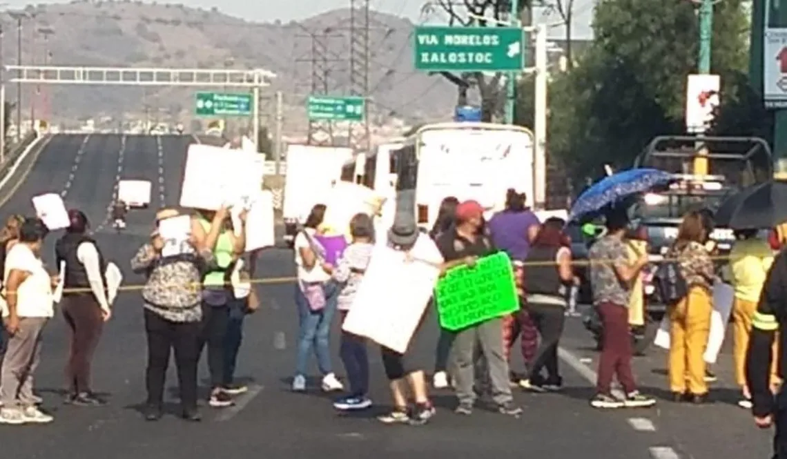 Bloquean autopista México-Pachuca por la desaparición de Guadalupe López