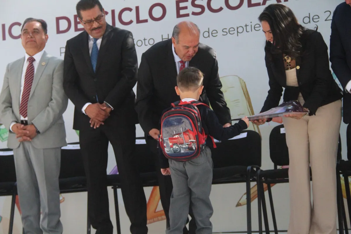 Natividad Castrejón Valdez encabeza inicio de ciclo escolar 2025–2026