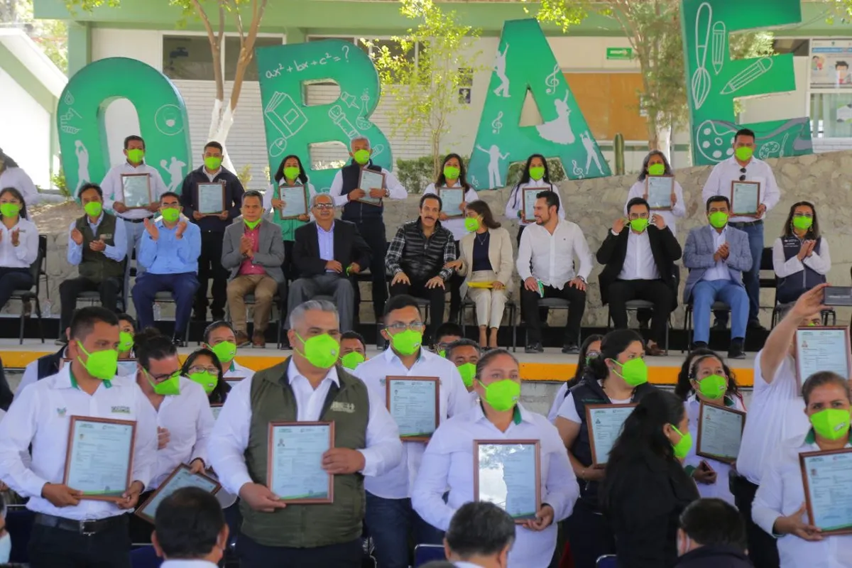 Justicia social entrega de 166 plazas a docentes del Cobaeh: Omar Fayad