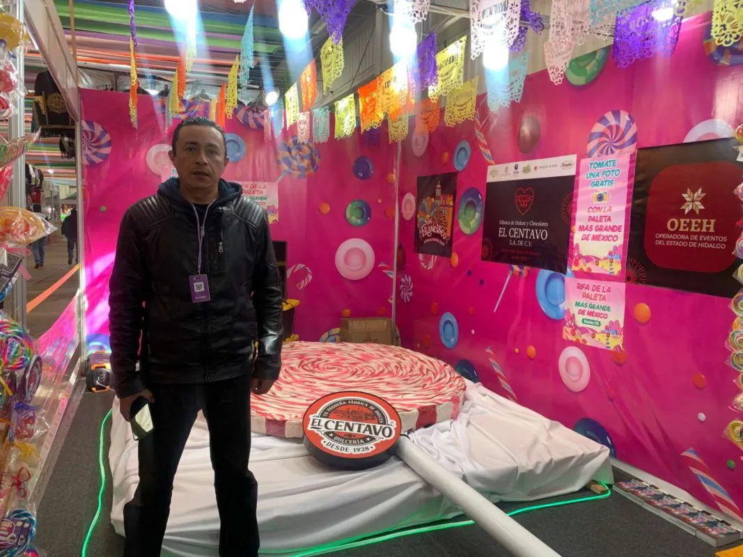 La Feria San Francisco Pachuca 2024 presenta la paleta de caramelo más grande de México