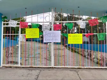 Protestan por falta de maestros en kínder de Tula
