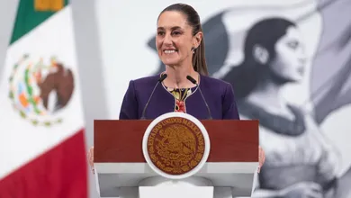 La presidenta asegura que México reduce la desigualdad y fortalece su economía con justicia social y programas de bienestar.