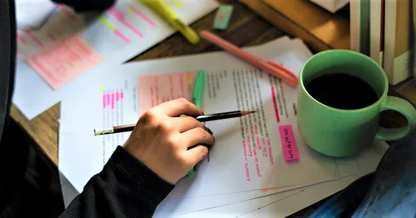 Universidades ajustan su oferta académica ante lo que pide el mercado laboral. Conoce las nuevas carreras para 2026.