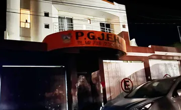 Policía de Mixquiahuala agrede físicamente a reportero