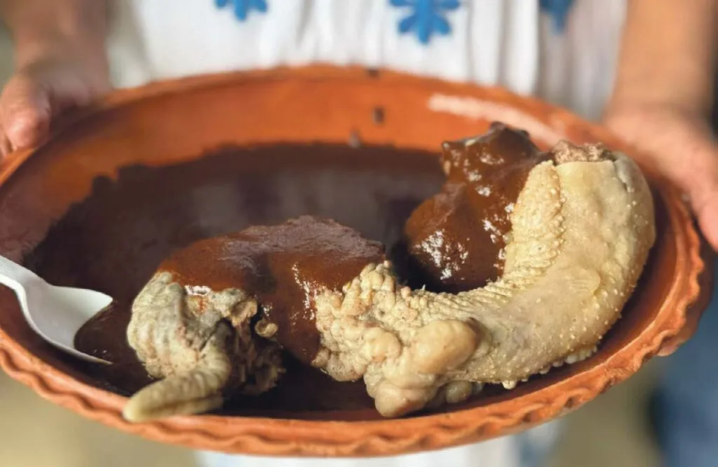 Del comal al corazón: Oliva García, mujer emprendedora