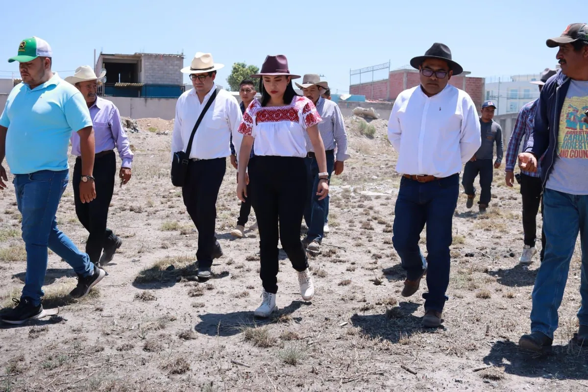 Susana Ángeles realiza recorrido en obra del dren agrícola en Tizayuca