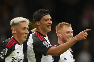 Foto de Raúl Jiménez, quien anotó gol en su debut con el Fulham.