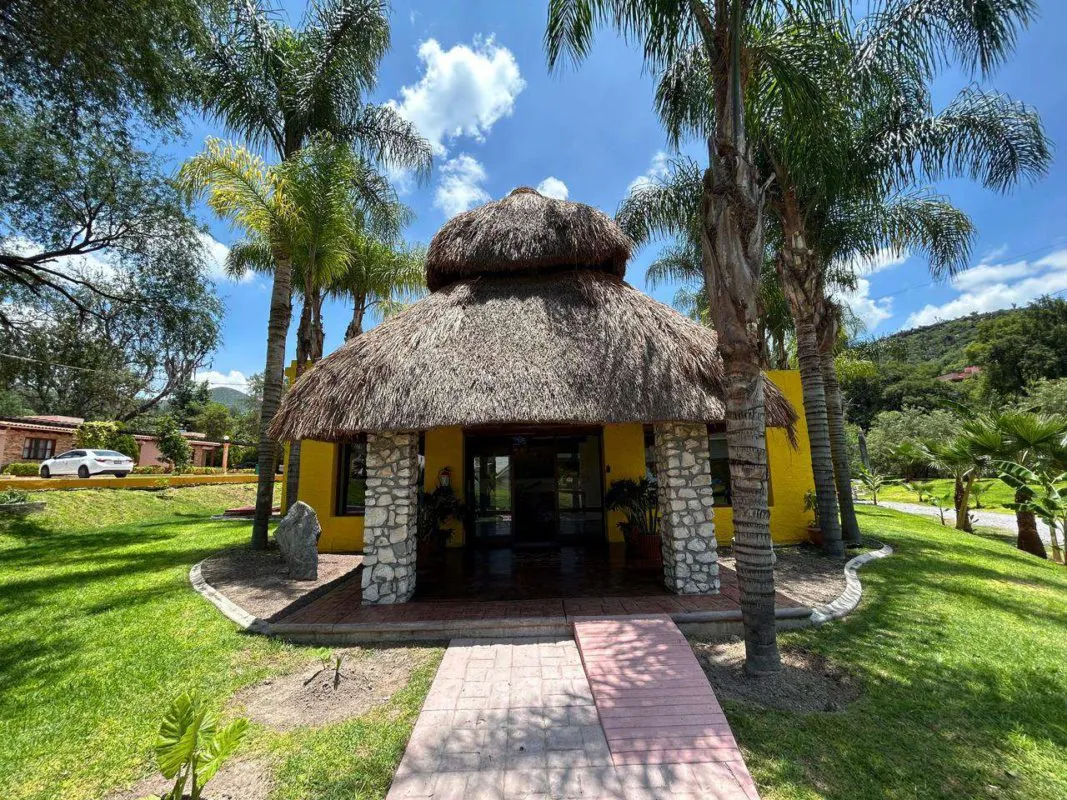 Los balnearios baratos de Hidalgo donde puedes entrar por menos de 200 pesos y disfrutar aguas termales