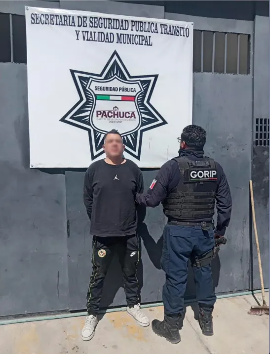 Pachuca: detienen a dos mujeres por robo de más de 11 mil pesos en Walmart