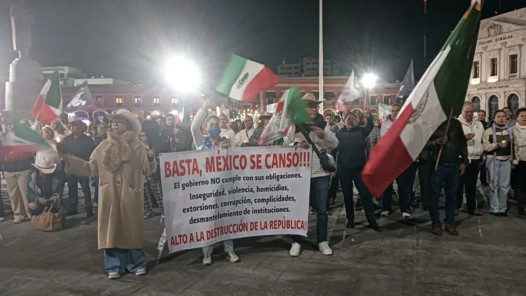 Marcha de la Generación Z reúne a más de 200 personas en Pachuca