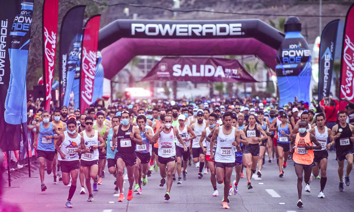 Jonathan del Razo ganó primer lugar en el Medio Maratón de Tijuana