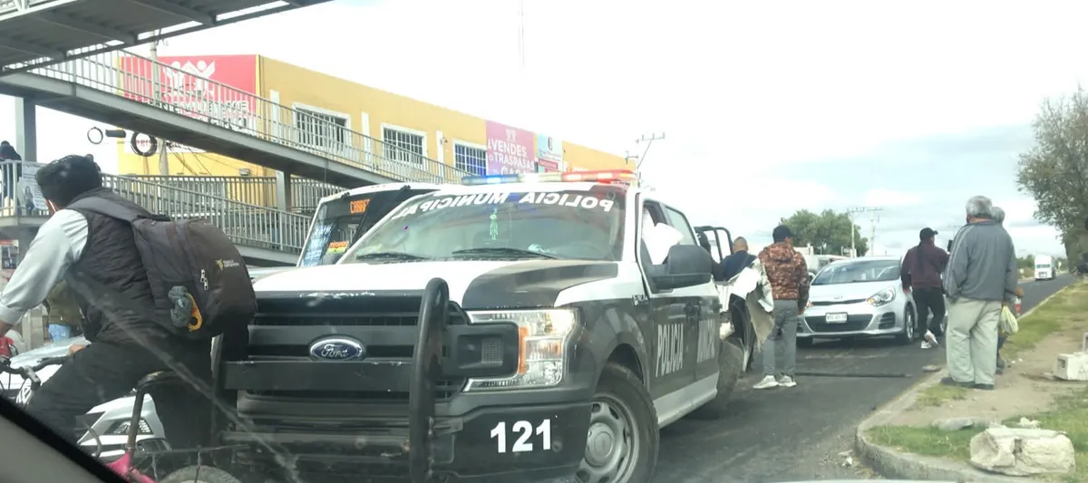 Choca patrulla de Tizayuca en la México-Pachuca