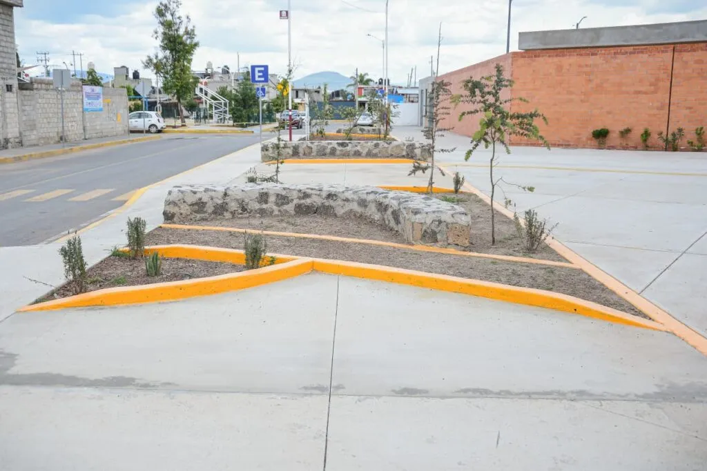 Vecinos de Ex Presidentes estrenan calles renovadas y nuevo alumbrado en Tizayuca