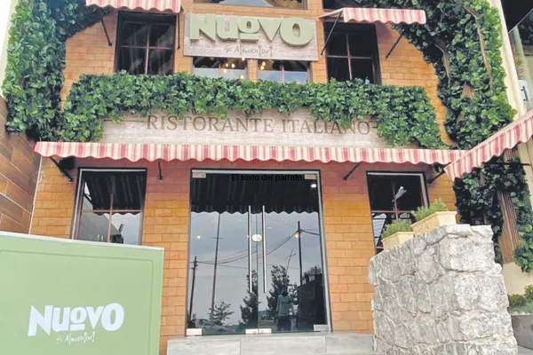 3. Risottos, pizzas especiales y cortes destacan en la carta inaugural.