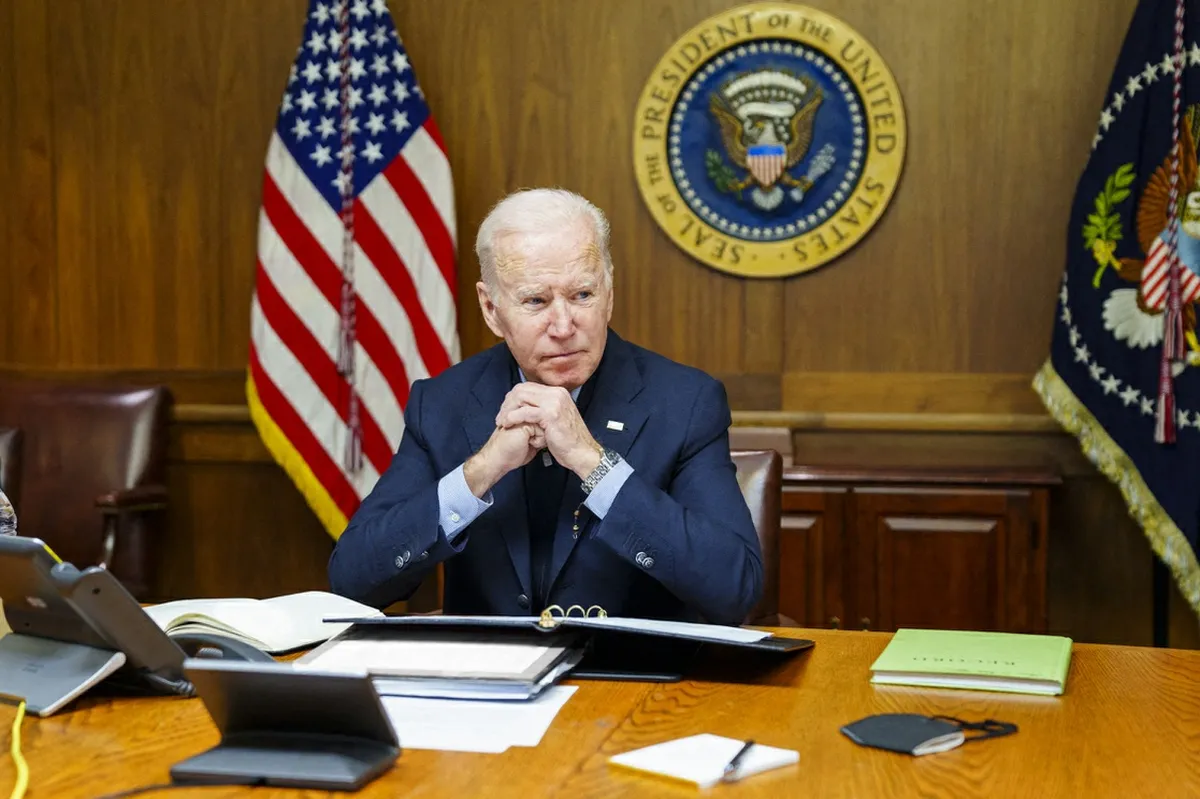 El mundo debe prepararse para “un largo combate”: Biden