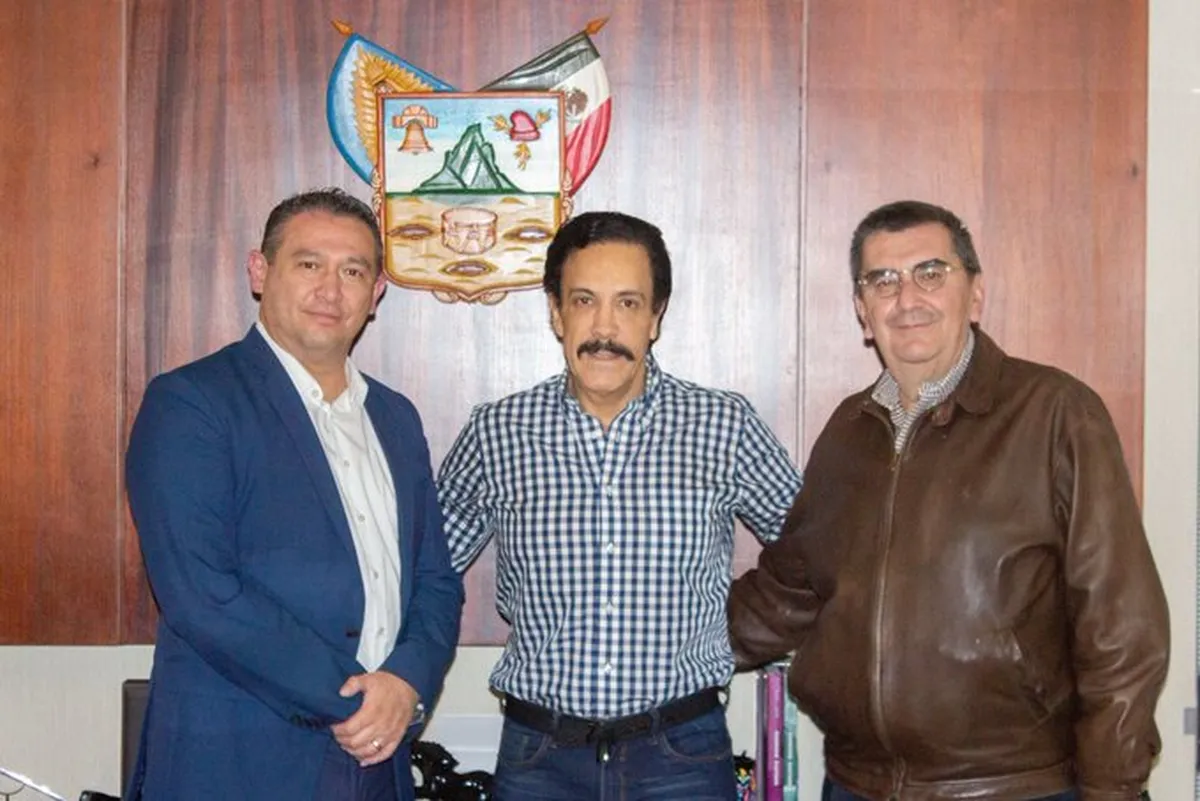 Ingeniero mexicano de la NASA visita Hidalgo para conocer proyectos espaciales