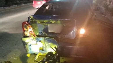 Choque entre moto y auto en bulevar Colosio, Pachuca.