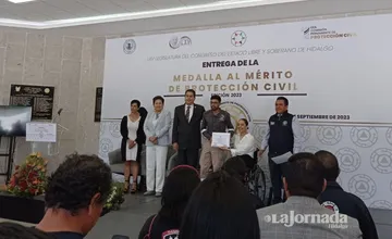 Recibe Protección Civil de Chapantongo reconocimiento a su labor
