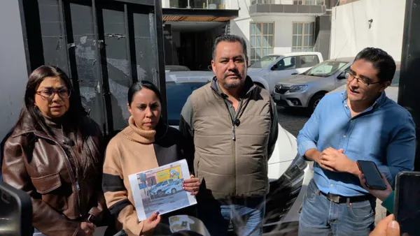 Regidora Marlén Puertas al presentar denuncia ante la Fiscalía Anticorrupción.