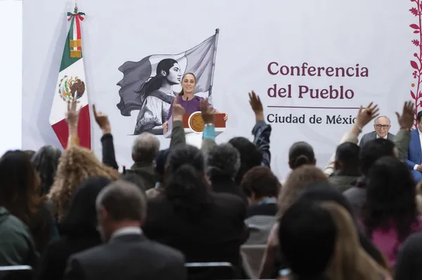 Claudia Sheinbaum pidió investigar la participación de agentes extranjeros en un operativo en Chihuahua.