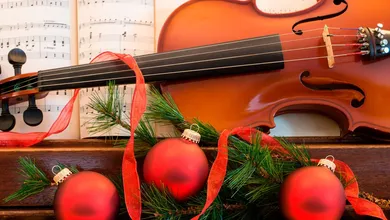 Desde clásicos hasta música relajada, estas playlists acompañan cada momento de la temporada decembrina.