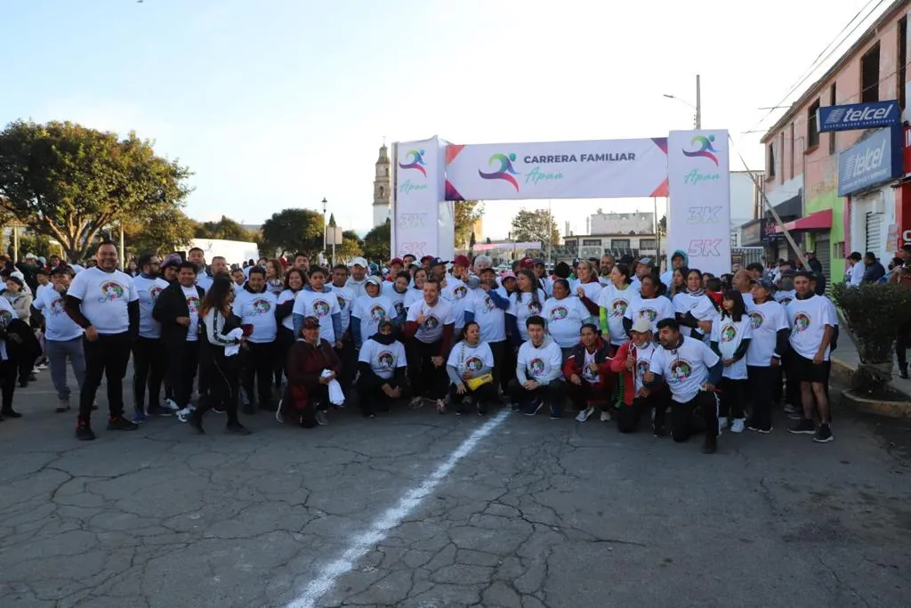 Secretarios corren para celebrar el Día de los Derechos Humanos