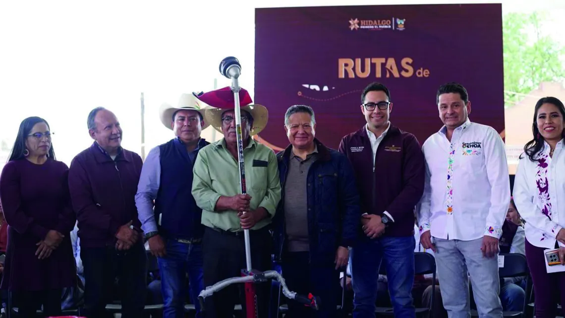 Menchaca garantiza inversión en carreteras y caminos para 2024