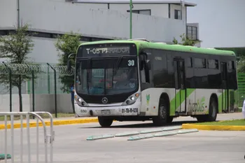 Tuzobús