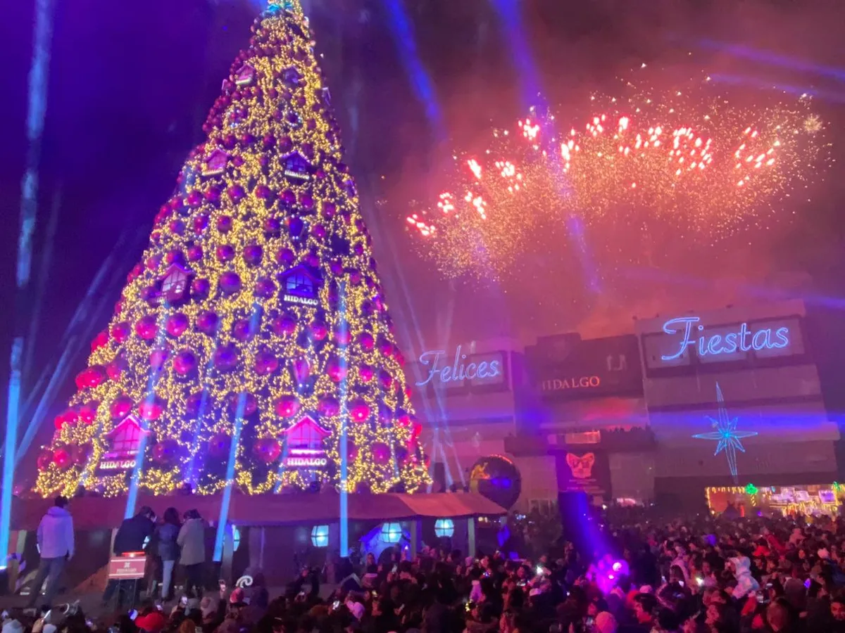 Hidalgo redirecta el presupuesto del árbol navideño para apoyar a familias afectadas por las lluvias. ¿Qué sí habrá? Te contamos.