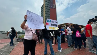 Aspirantes de la UNAM durante una movilización en Ciudad Universitaria.