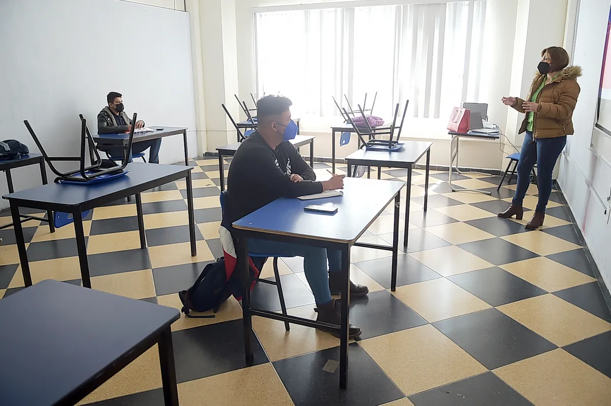 Siete de las carreras con mayor informalidad se imparten en Hidalgo